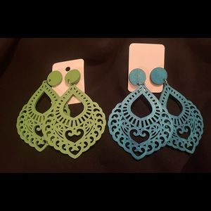 2 Brand Néw Wood Earrings